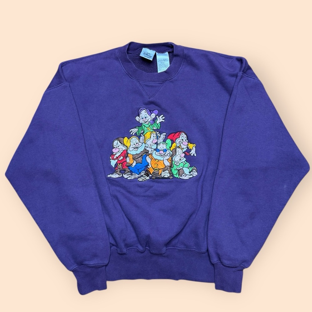 Vintage 1990s Disney Seven Dwarves Crewneck Sweatshirt Purple Medium Vtg 90s